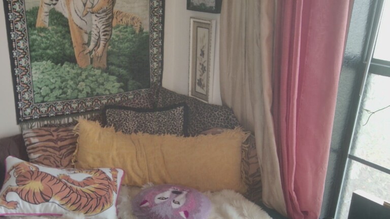 ArieLabai's Streamate show and profile