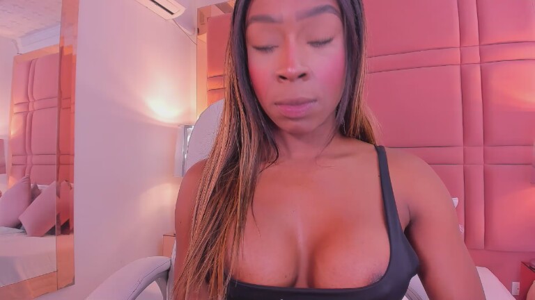 hollyBrisstol90's Streamate show and profile