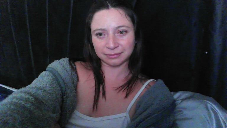 evangeline1999's Streamate show and profile