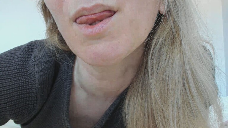 XxSweety_GirlxX's Streamate show and profile