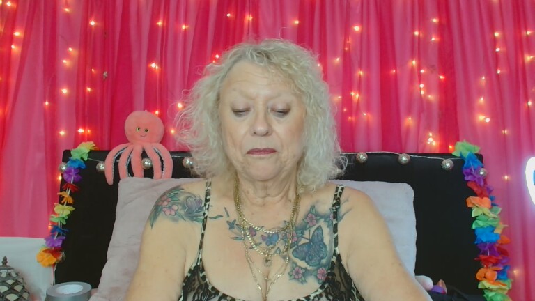 XoXMandyXoX's Streamate show and profile