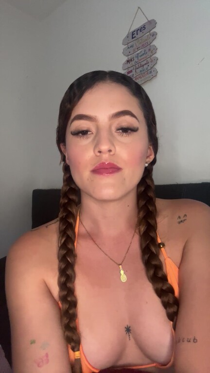 AlicceGray's Streamate show and profile