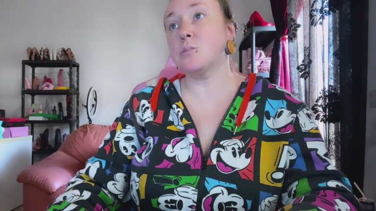 GoddessKisica's Streamate show and profile