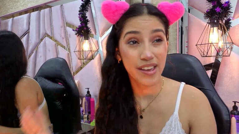 AbbyBenet's Streamate show and profile