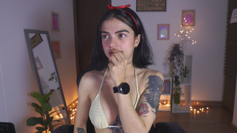 AlissonnovaXX's Streamate show and profile