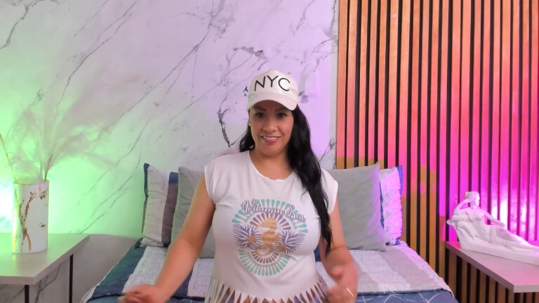 ViolettaThonsomS's Streamate show and profile