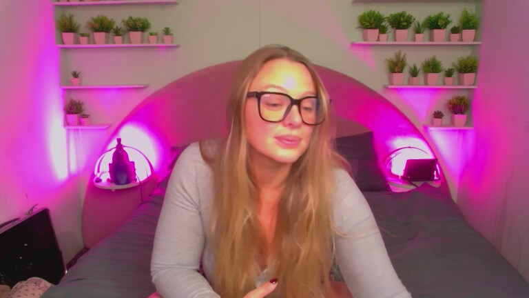 BethBennettBabestation's Streamate show and profile