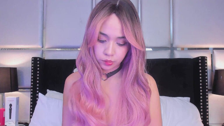 EmilyBlack69's Streamate show and profile