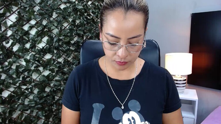 Laureen_Steele's Streamate show and profile