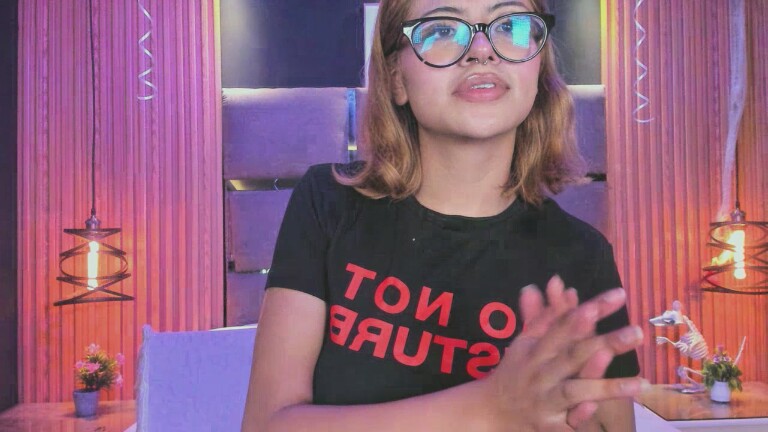 Alana_WaIker's Streamate show and profile