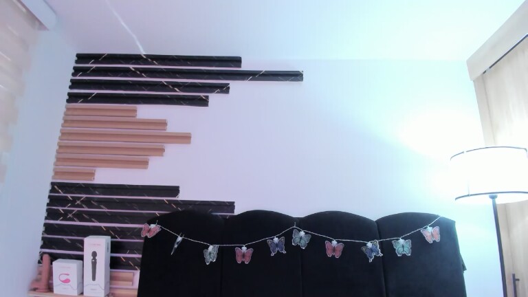 WhitneyAssor's Streamate show and profile