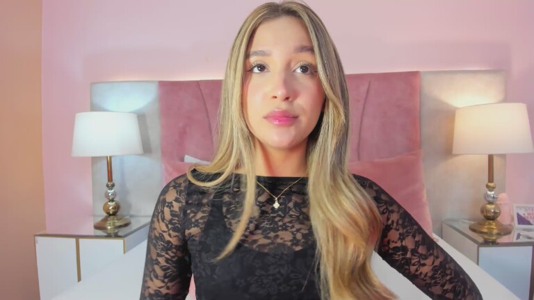 AriannaDuque's Streamate show and profile