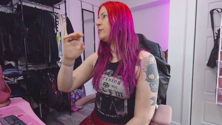 missgennyrock's Streamate show and profile