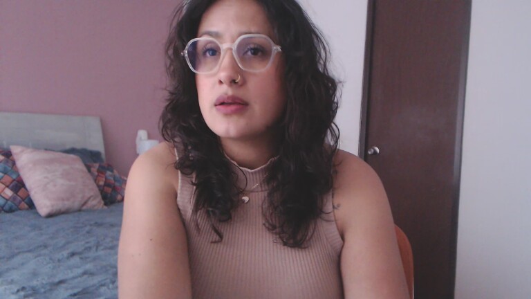 Silvana_Ruiz's Streamate show and profile