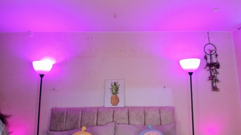 Eliina_Jhonson's Streamate show and profile