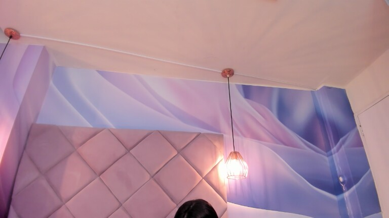 ViolletaRosse's Streamate show and profile