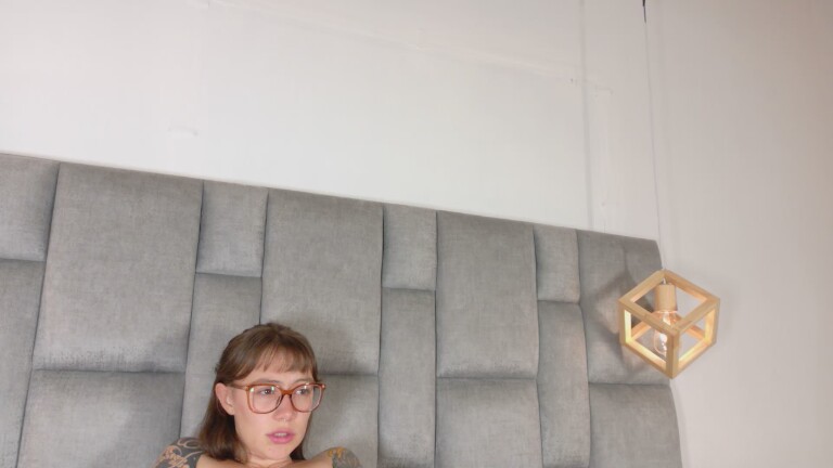 Isabella_Stewart's Streamate show and profile