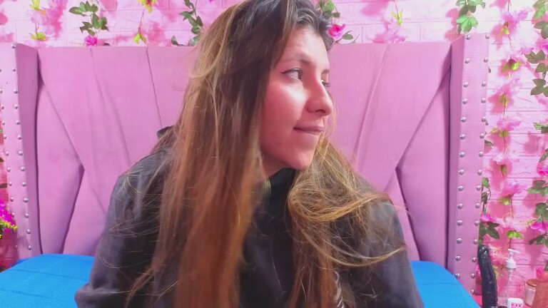 AlyyBrown's Streamate show and profile