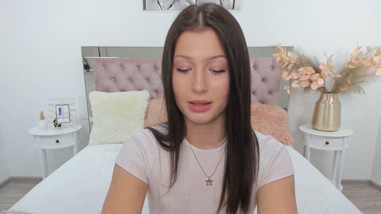 SherinStone's Streamate show and profile