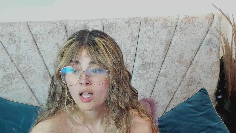 IamAbbi's Streamate show and profile