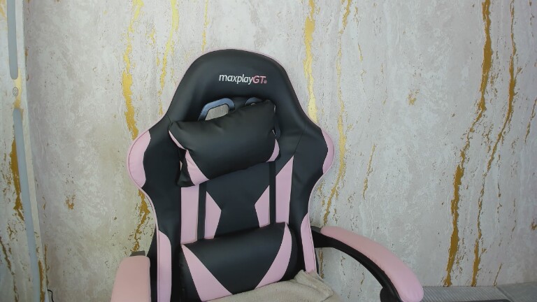 ElizabethRivera's Streamate show and profile