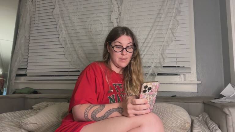 leoqueen1111's Streamate show and profile