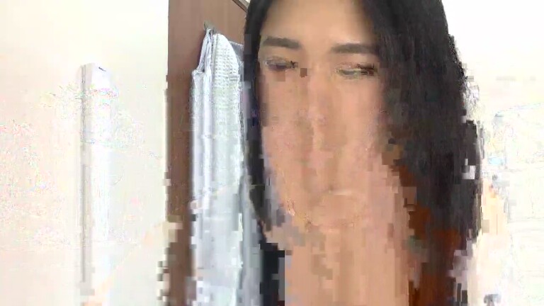 LyLy_94's Streamate show and profile