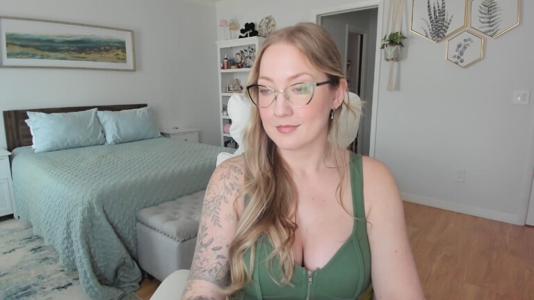 BelaTalbotxx's Streamate show and profile