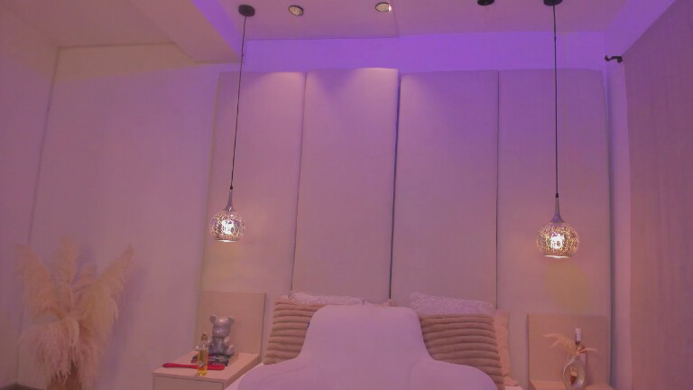 MirandaPagge's Streamate show and profile