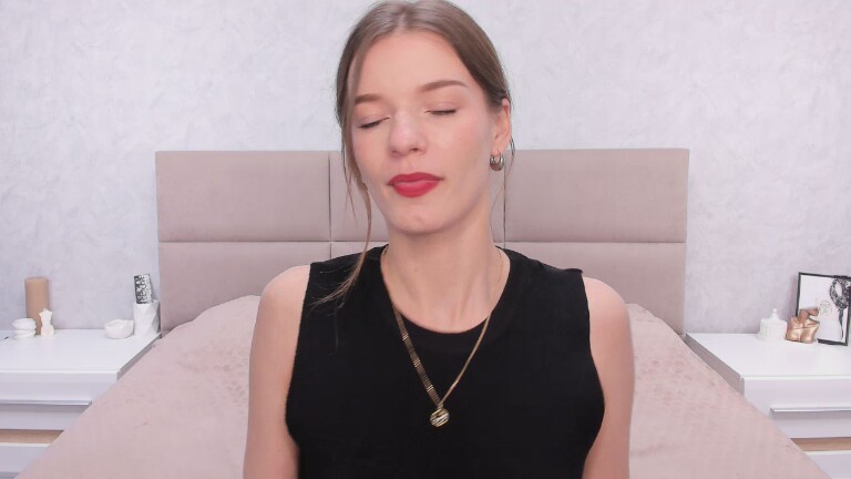 MYasmina's Streamate show and profile