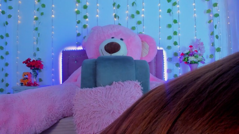 stephanyleon's Streamate show and profile