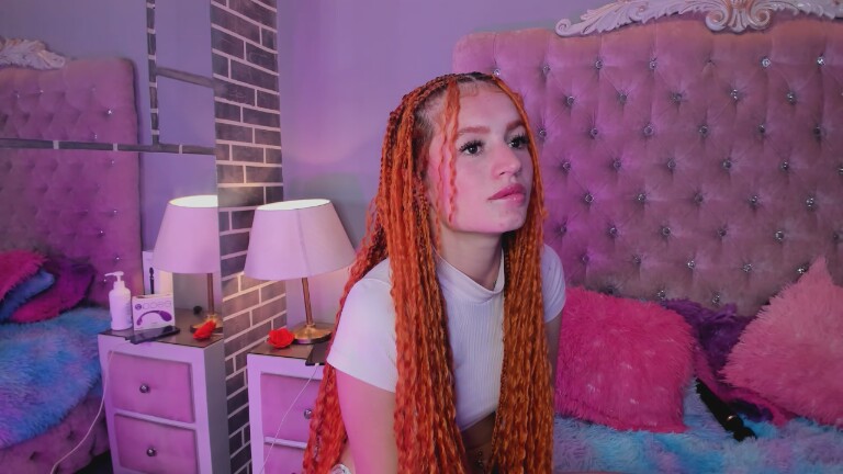 AdelaineBestt's Streamate show and profile