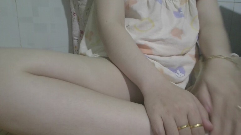 Lina_Beii's Streamate show and profile