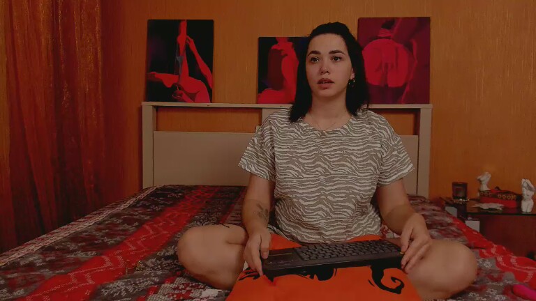 GlamNova's Streamate show and profile