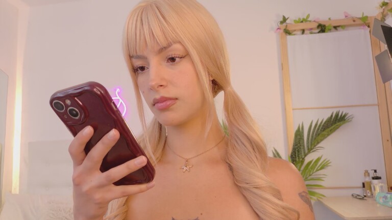 AmeAlcaraz's Streamate show and profile