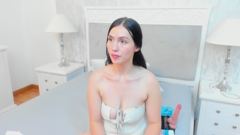 NatashaOlivaress's Streamate show and profile