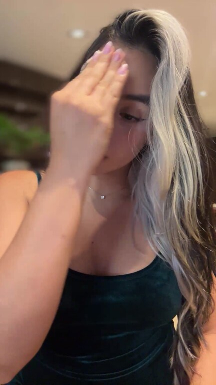 AuraSousa's Streamate show and profile