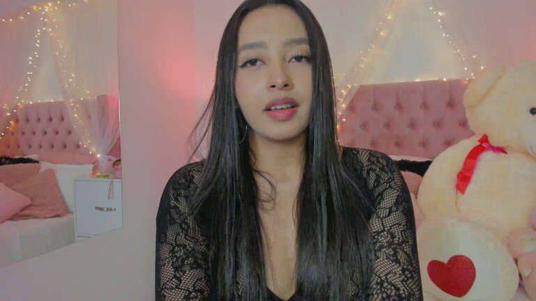 AlexandraWinterr's Streamate show and profile