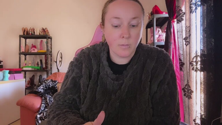 GoddessKisica's Streamate show and profile