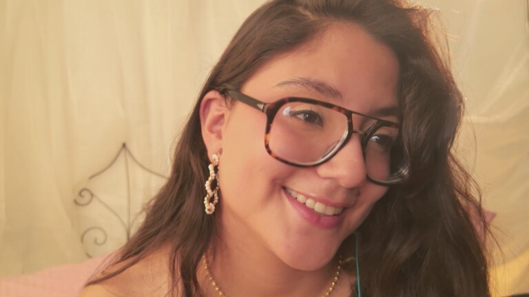 HaileyBunny_18's Streamate show and profile