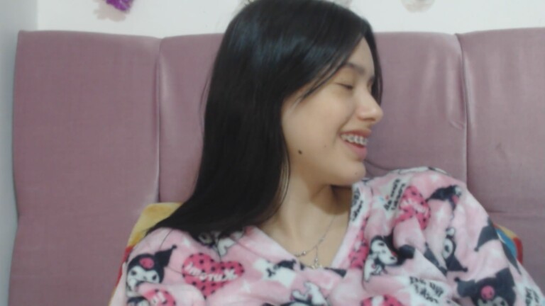 ZakuraPrincess's Streamate show and profile