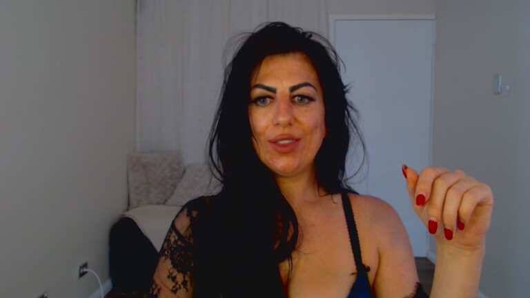Goddess_Olivia_UK's Streamate show and profile
