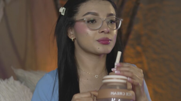 Miawiithe's Streamate show and profile