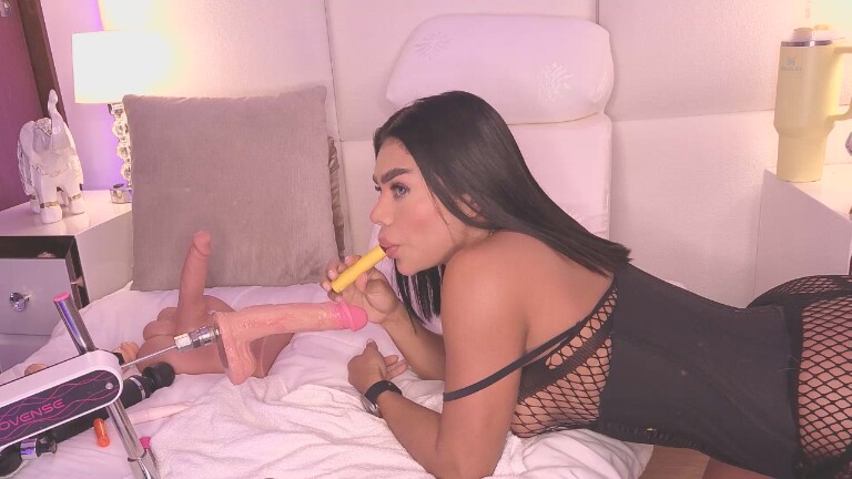 Amylewiss's Streamate show and profile