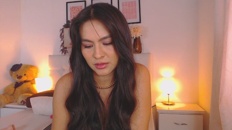 EmilyPricee's Streamate show and profile