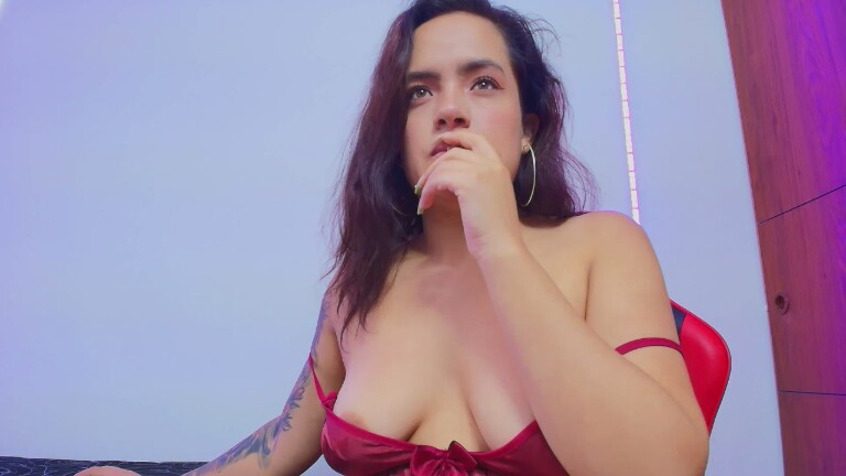 Sara_Santana's Streamate show and profile