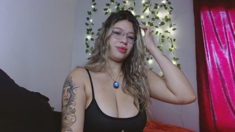 ScarlethBrooks's Streamate show and profile