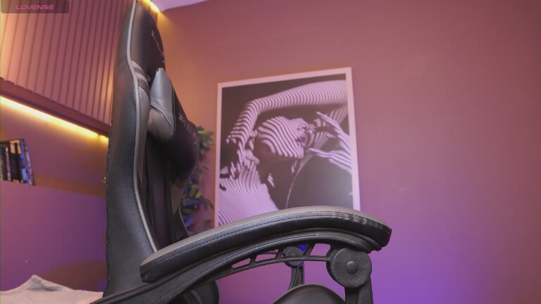 BratzLuxy's Streamate show and profile