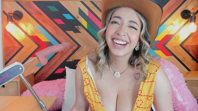 CelesteRiioz's Streamate show and profile