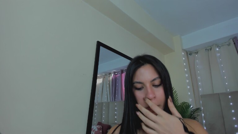 ToriMayer's Streamate show and profile